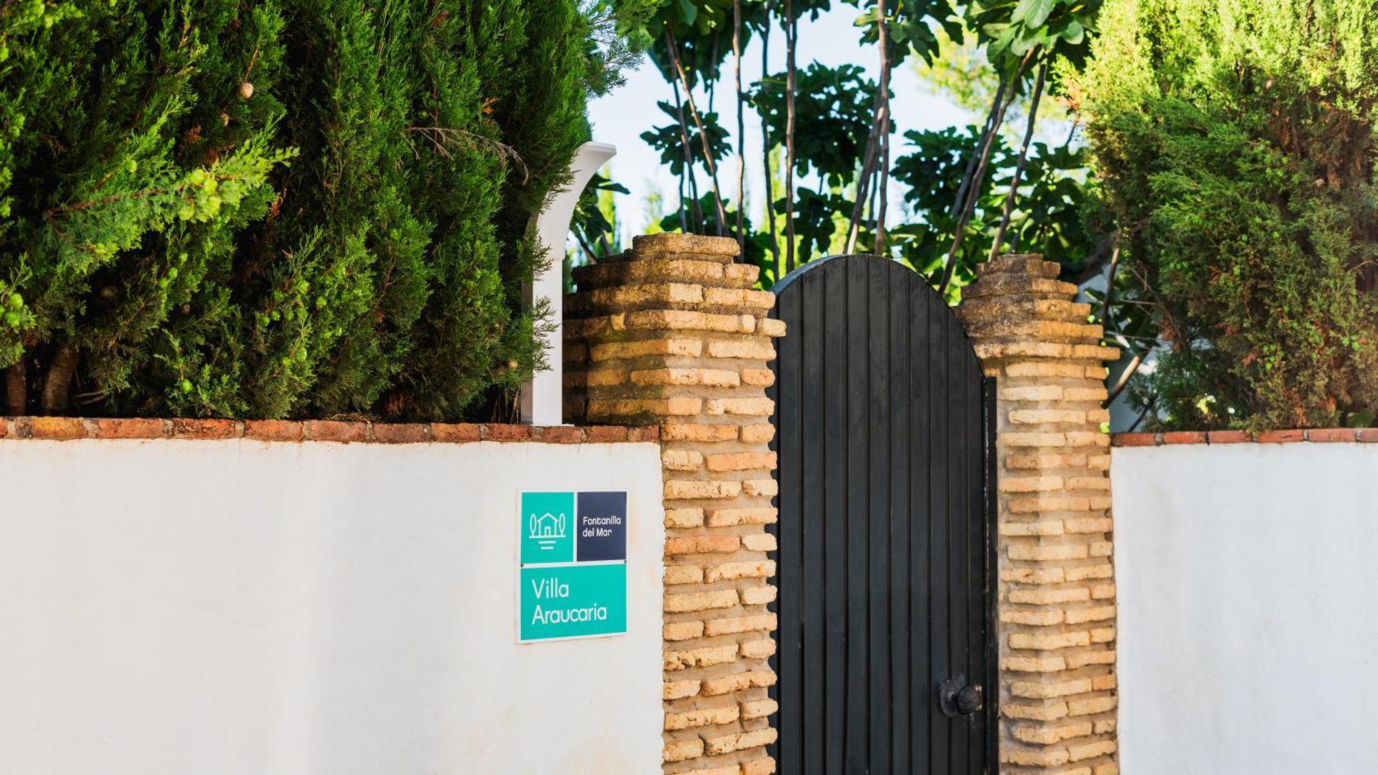 Villa Esterlicia By Fontanilla Del Mar Holidays Rentals Conil De La Frontera Exterior photo